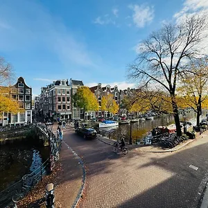 Decor Canal House Oda ve Kahvaltı Amsterdam